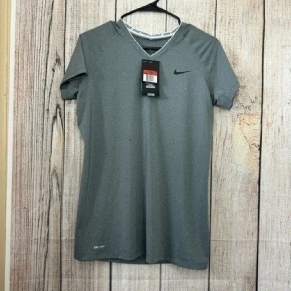 Nike Pro Womens athletic Shirt size Large - Picture 1 of 10
